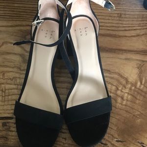 a new day black Sandals